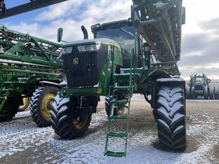 2023 John Deere 412R