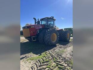 2022 Versatile 620