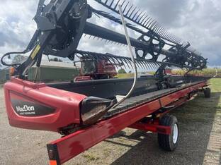 2014 MacDon Industries FD75