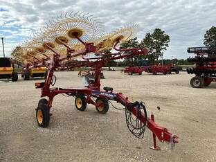 2024 New Holland PC1225