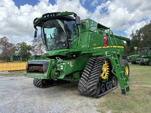 2022 John Deere S790