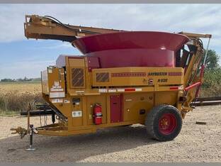 2022 HayBuster H1135