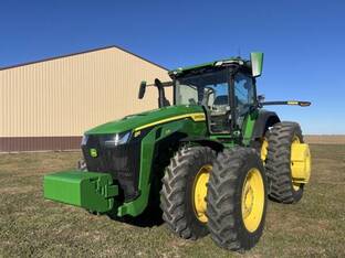 2021 John Deere 8R 370