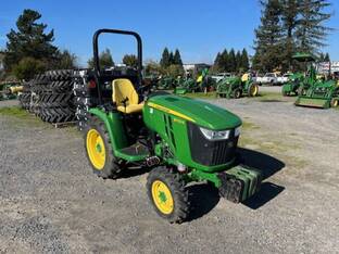 2022 John Deere 3033R