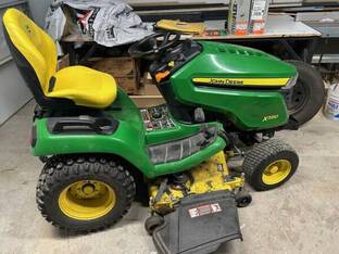 2021 John Deere X590