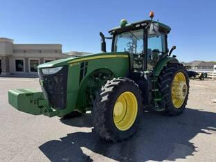 2014 John Deere 8270R