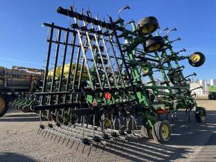 2020 John Deere 2230