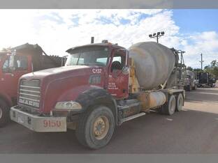2009 Mack GRANITE GU813