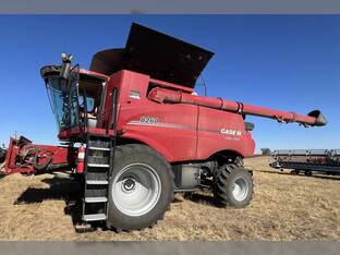 2025 Case IH 8260