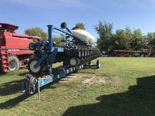 2011 Kinze 3600ASD