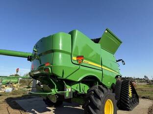2024 John Deere S790
