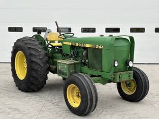 1979 John Deere 2440