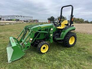 2018 John Deere 2032R