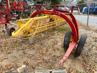 2005 New Holland 256