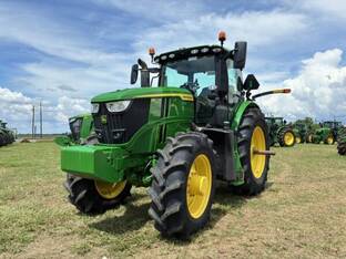 2024 John Deere 6R 230