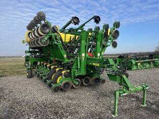2025 John Deere 1795