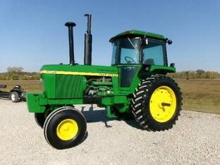 1977 John Deere 4430