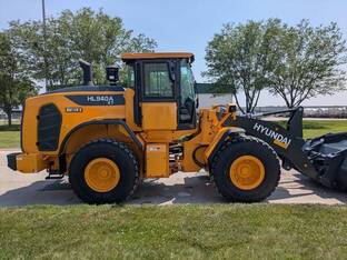 2025 Hyundai HL940AXT