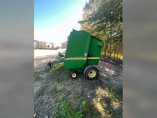 2002 John Deere 557