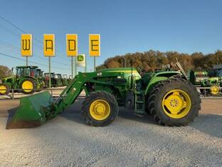 2020 John Deere 6105E