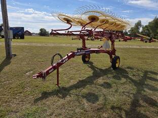 2025 New Holland PC1022