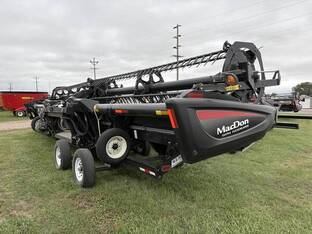 2015 MacDon Industries FD75S