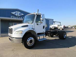2010 Freightliner BUSINESS CLASS M2 106