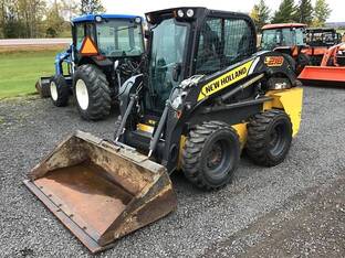 2019 New Holland L218