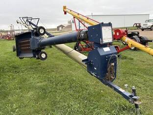 Harvest International H1082