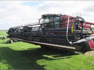 2019 MacDon Industries FD135