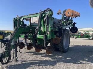 2019 Unverferth 2600