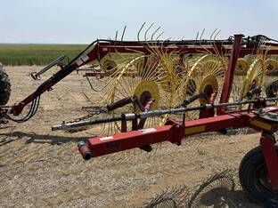 2002 New Holland 154