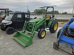 2015 John Deere 4044R