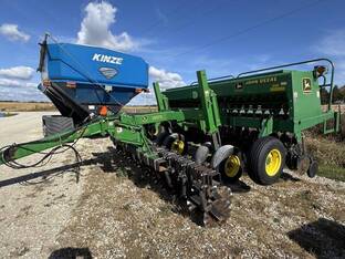 1998 John Deere 1520