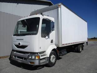 2002 Mack MV222