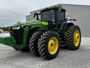 2022 John Deere 8R 410