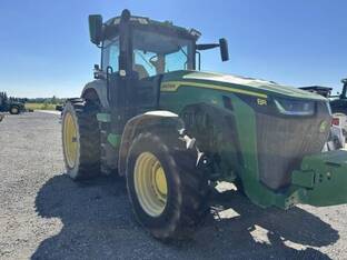 2021 John Deere 8R 230