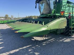 2011 John Deere 608C