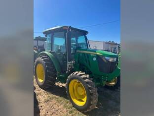 2015 John Deere 5055E