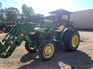 2017 John Deere 5075E