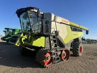 2021 Claas 8700TT