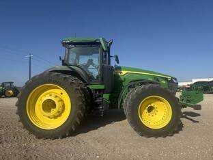2023 John Deere 8R 340