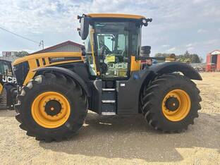 JCB Fastrac 4220