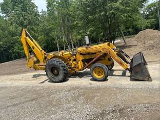 1975 Massey-Ferguson 165