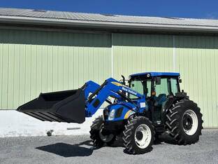2010 New Holland T4030