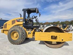2015 Caterpillar CS56B