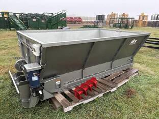 2025 Meyerink RANGE FEEDER