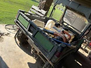 2013 John Deere GATOR XUV 825I