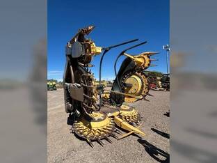 2018 New Holland 750BFI