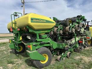 2020 John Deere DR12X
